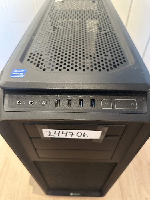 Corsair Graphite 760T Big Tower (sort)