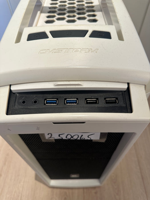 CM Storm Scout II Gaming Ghost White