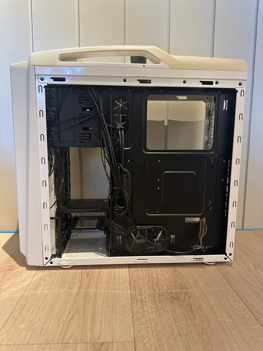 CM Storm Scout II Gaming Ghost White