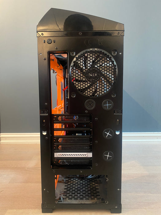 NZXT Phantom Special Edition Sort/Orange