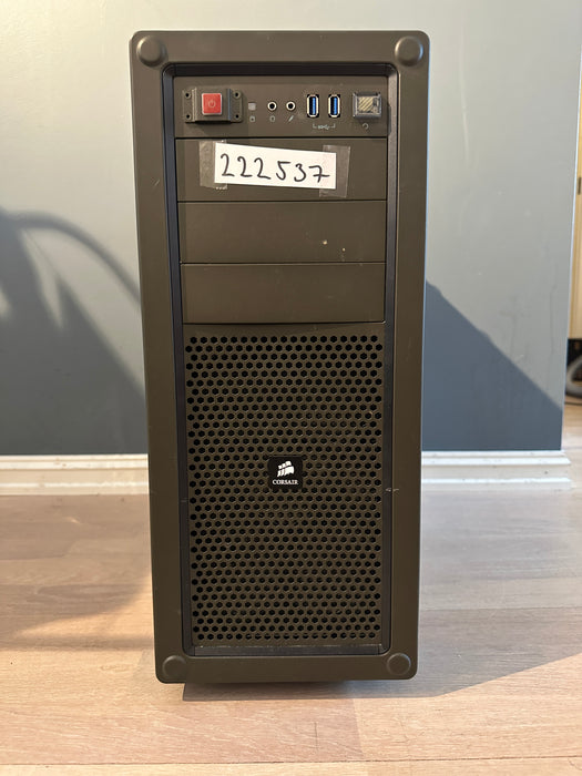 VENGEANCE C70 Mid-Tower Gaming Case — Military Green