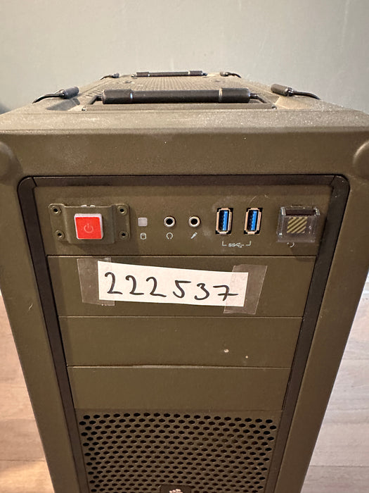 VENGEANCE C70 Mid-Tower Gaming Case — Military Green