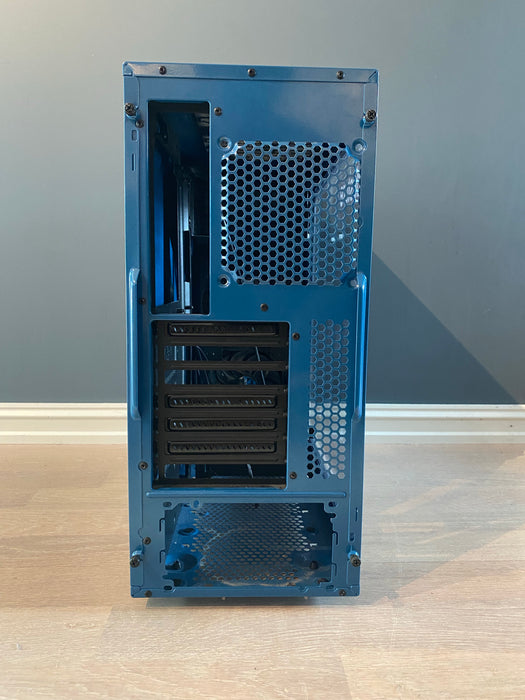 Fractal Design Focus G Blue Mid Tower