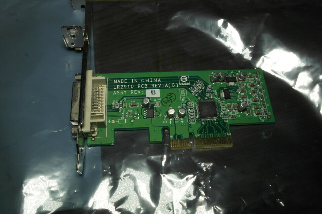 Fujitsu Siemens LR2910 PCB S26361-D1500-V610 GS4 DVI PCI-e adapter output